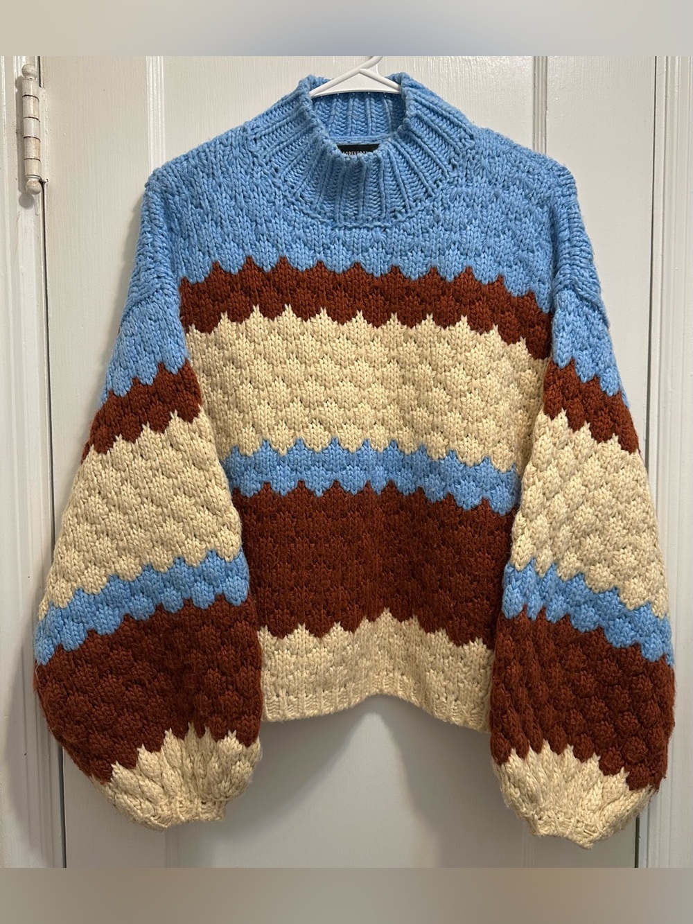 Forever 21: Blue, Cream & Brown Chunky Knit Sweater